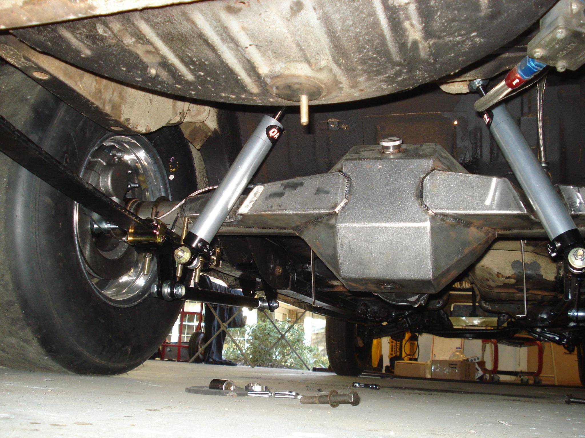 Coronetrearendmoparschobermotorsports