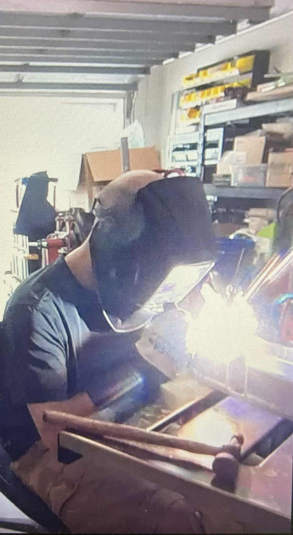 Schobermotorsportsweldingaluminumvalvecover